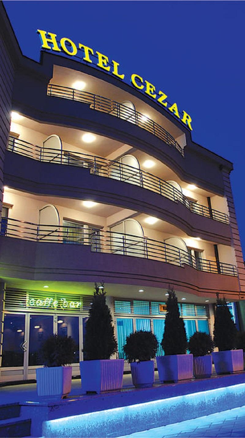 Hotel Cezar Banja Luka Esterno foto